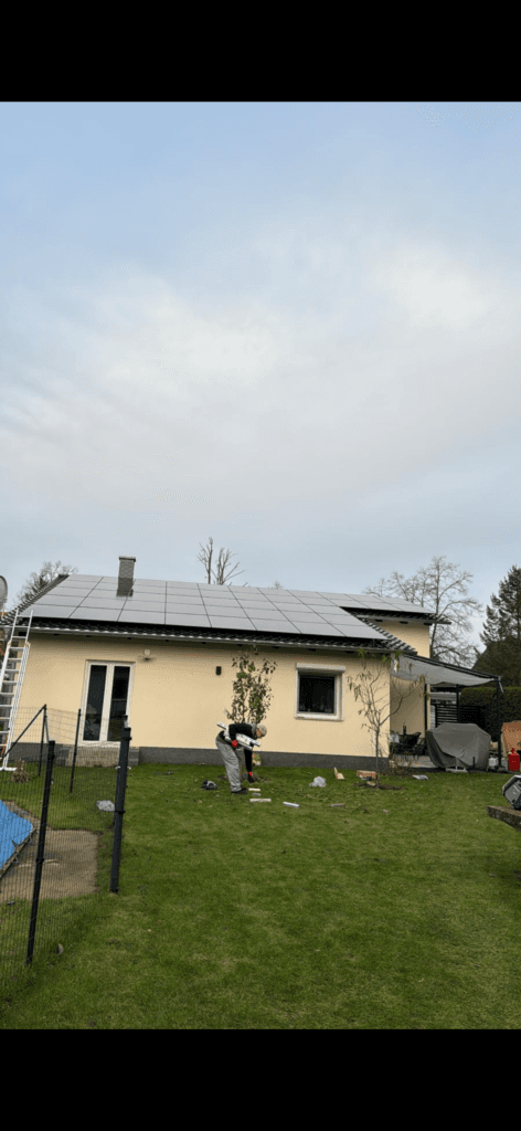 Solaranlage 25 kWp in Mellensee — GFK Solar Referenzprojekt