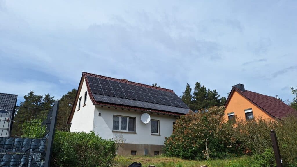 Solaranlage 12 kWp in Neuzelle — GFK Solar Referenzprojekt
