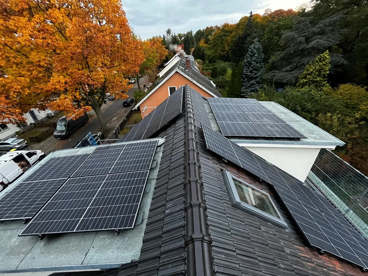 Solaranlage 10 kWp in Charlottenburg — GFK Solar Referenzprojekt
