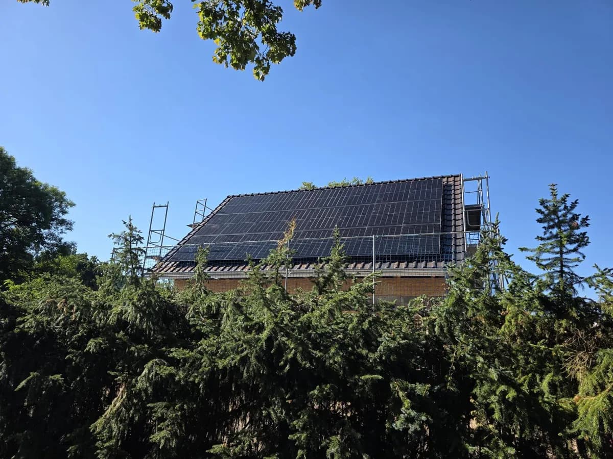 Solaranlage 10 kWp in Rehfelde — GFK Solar Referenzprojekt